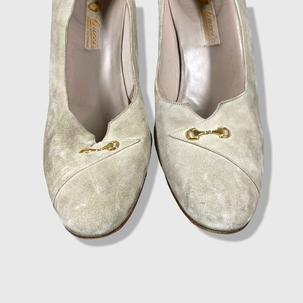 Gucci Horsebit Pumps Women 36.5 Beige Suede Vintage Gold Hardware Heels - Picture 3 of 9